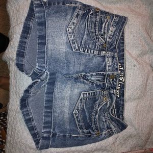 Wallflower short shorts